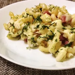 Запеканка с макаронами и колбасой