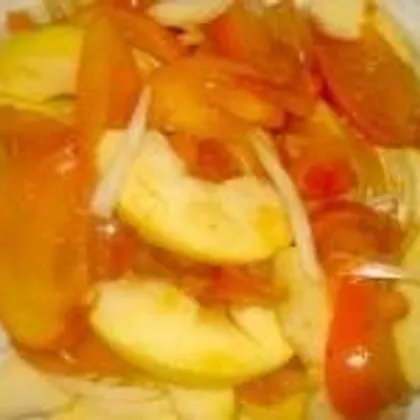 Салат из хурмы с яблоками