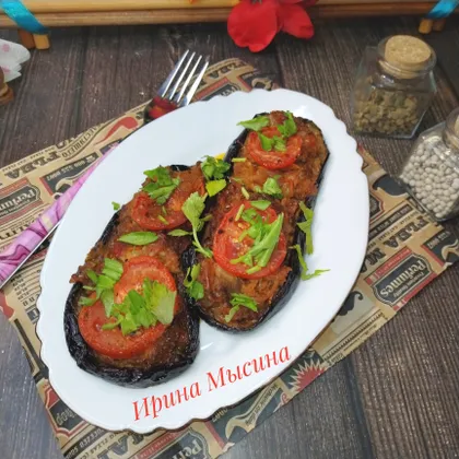 Баклажаны в духовке, фаршированные капустой 