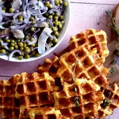 Салат из сельди и зеленого горошка 🥗