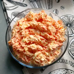 Салат с морковкой