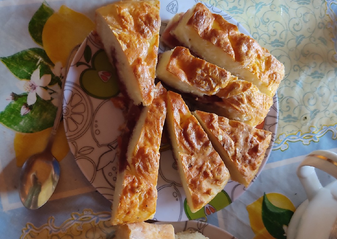 Дрожжевой пирог с яблоками и корицей — рецепт с фото пошагово