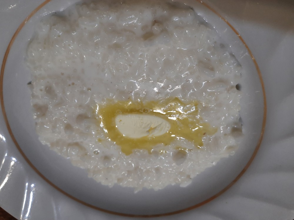 Как сварить рисовую кашу на молоке в кастрюле