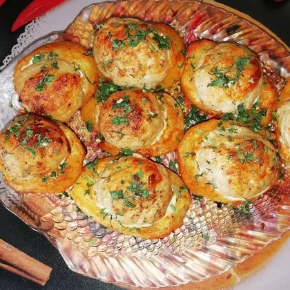 Картофельные лодочки с нежными шариками из лосося