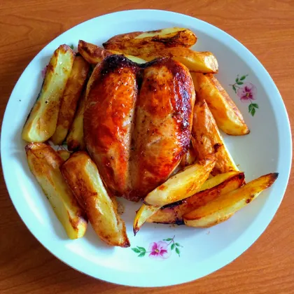 Запечённая куриная грудка с картофелем