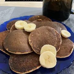 Банановые панкейки