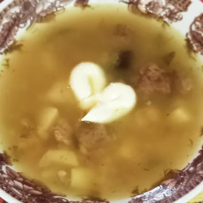 Гороховый суп с тушёнкой и белыми грибами