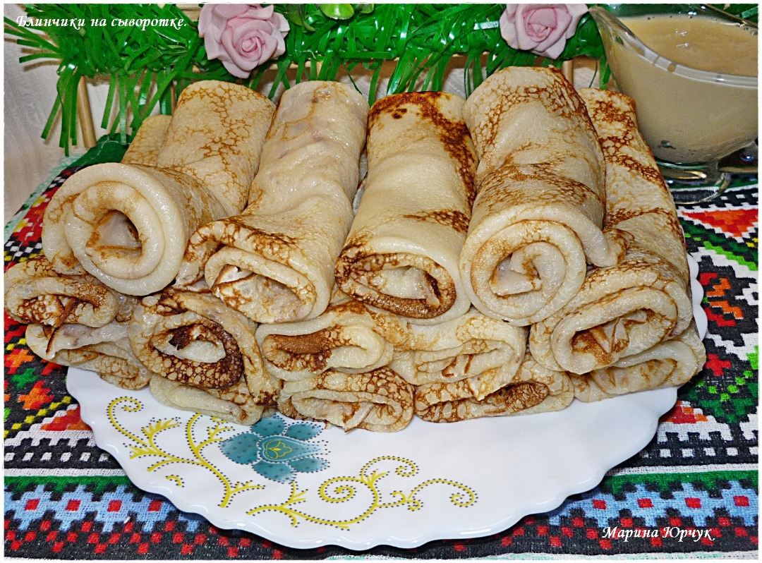 Блинчики на сыворотке с жареным луком