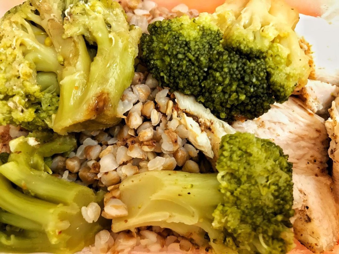 Курица с брокколи под сыром – простой и вкусный рецепт с фото (пошагово)