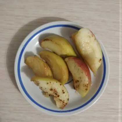 Яблочки с медом и корицей