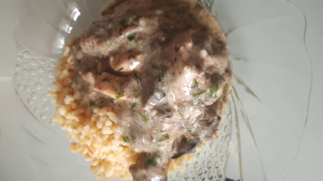 Фрикасе из курицы с грибами