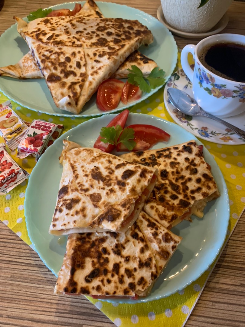 Омлет с начинкой в лаваше