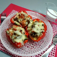 Перец с копчёной курицей