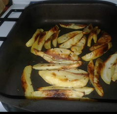 Картошка дольками в духовке