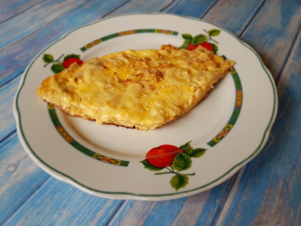 Омлет с лавашом и сыром