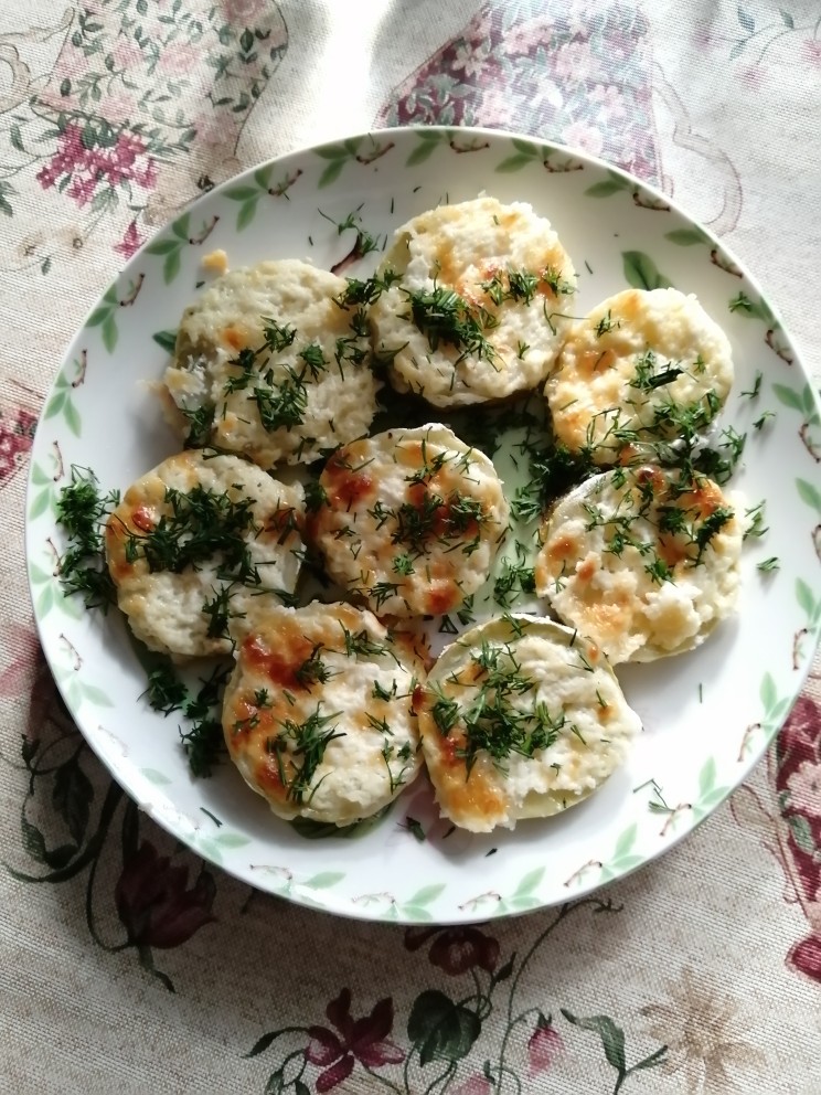 Кабачки с сыром и чесноком в духовке