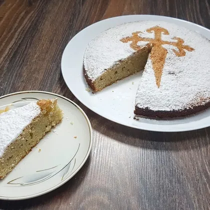 Галисийский миндальный пирог (Tarta de Santiago)