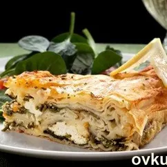 Греческий пирог со шпинатом и фетой (Spanakopita)