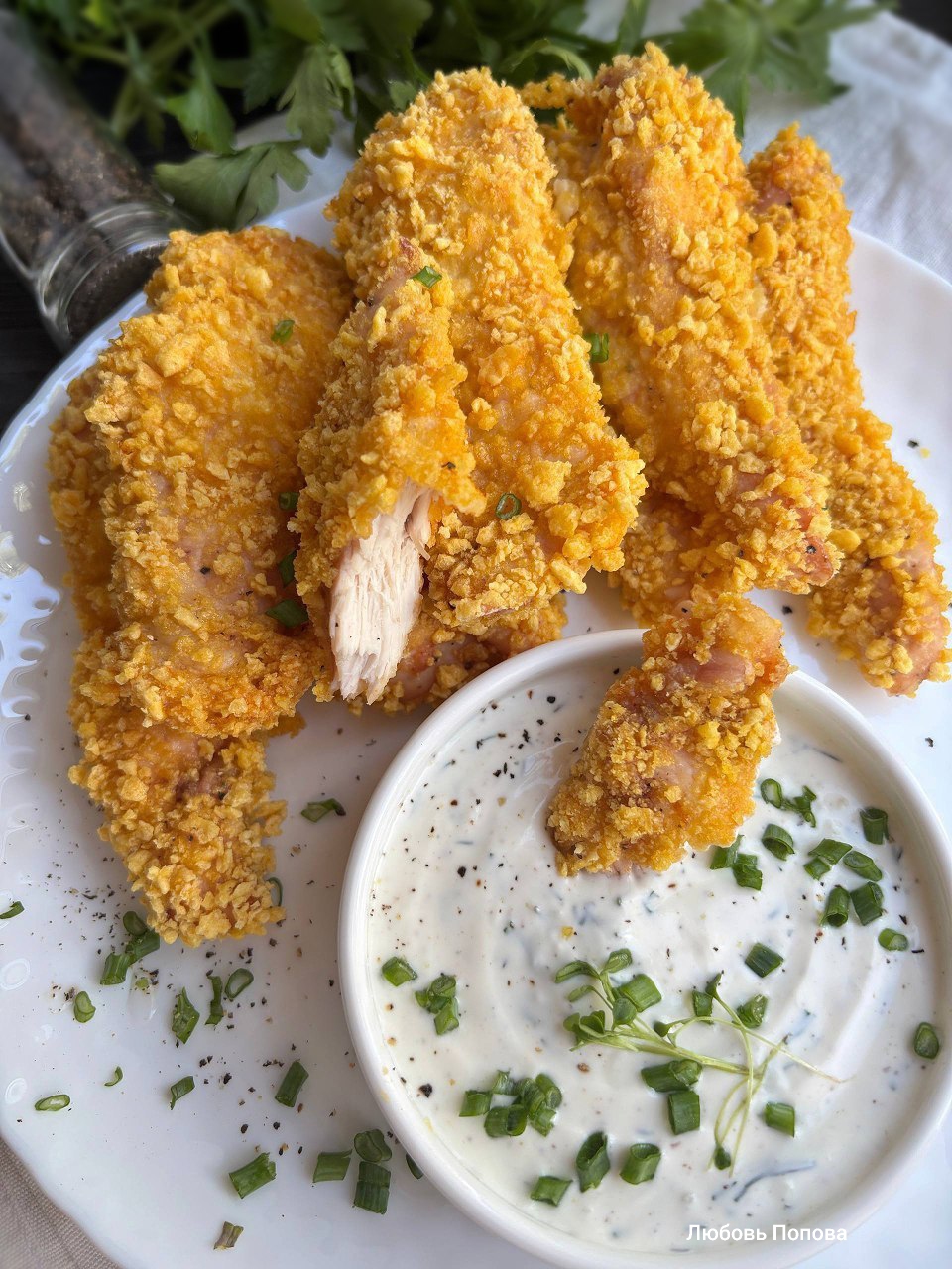 Стрипсы, запечённые в кукурузных хлопьях