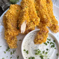 Стрипсы, запечённые в кукурузных хлопьях