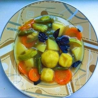 Овощной суп с клёцками