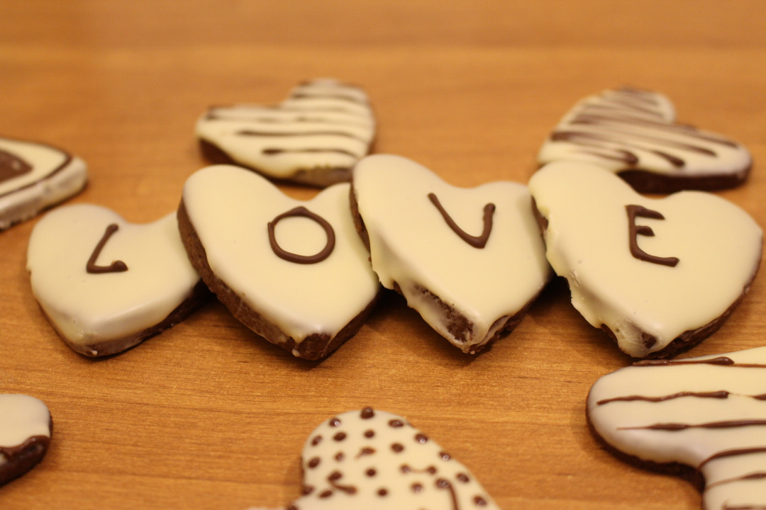 Печенье "Сердце" с шоколадом
