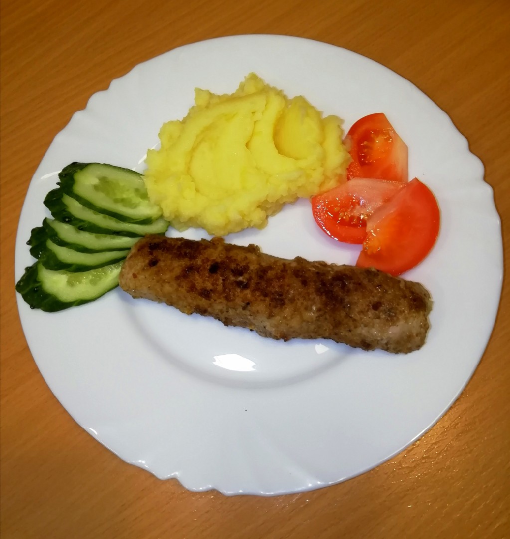 Мясные палочки фаршированные овощами
