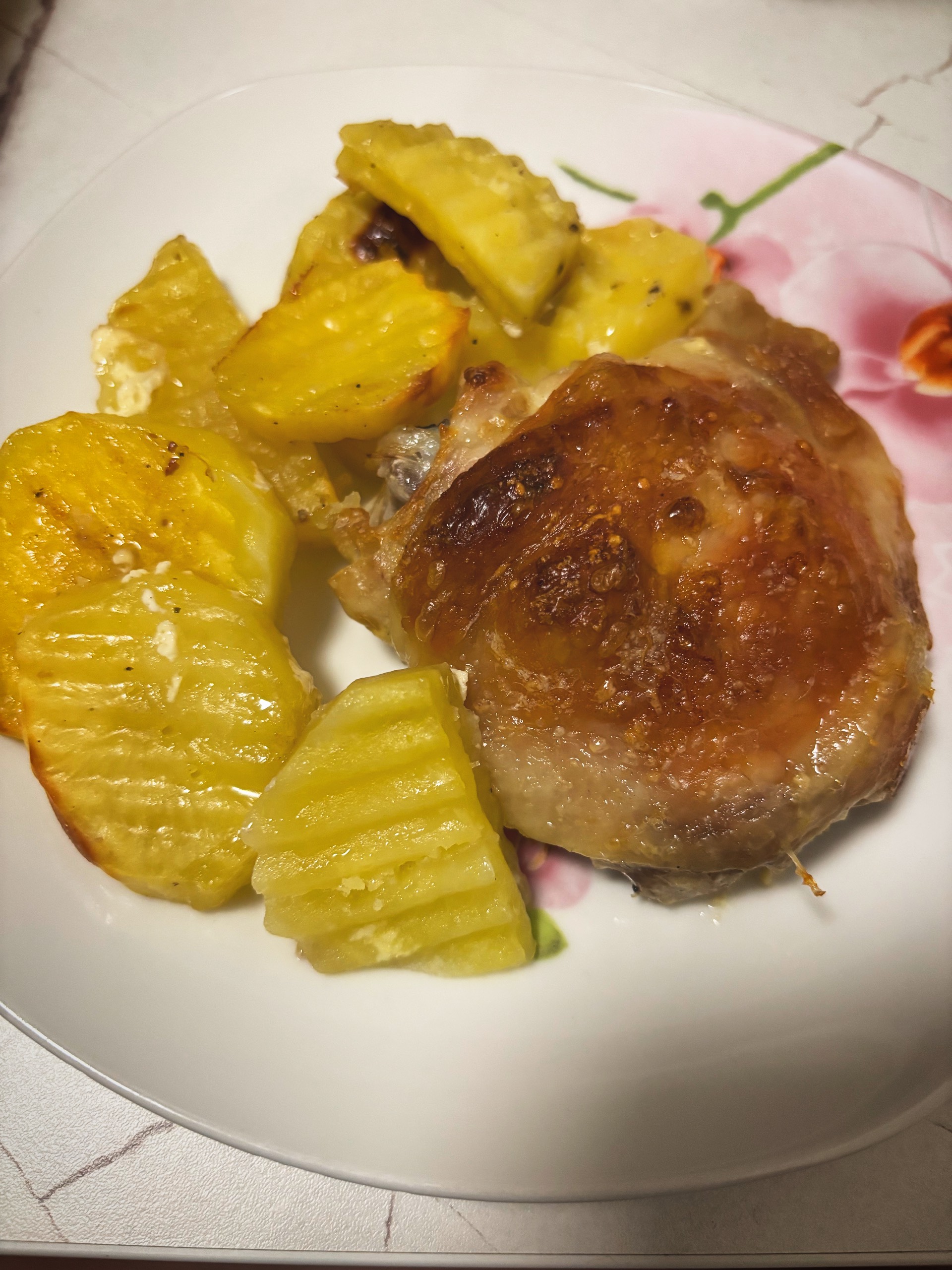 Бедрышки с картофелем