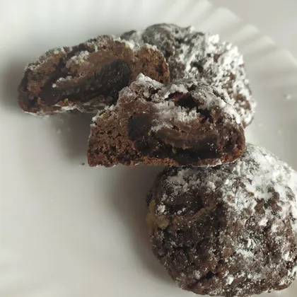 Печенье 'Чернослив в шоколаде'