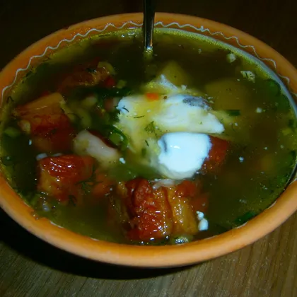 Ароматный  фасолевый суп на копченых хрящах