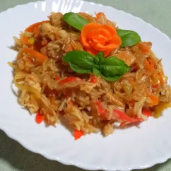 Фунчоза с курицей и овощами 