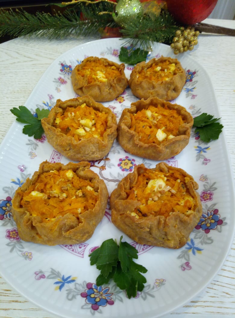 Корзиночки с тыквой и брынзой