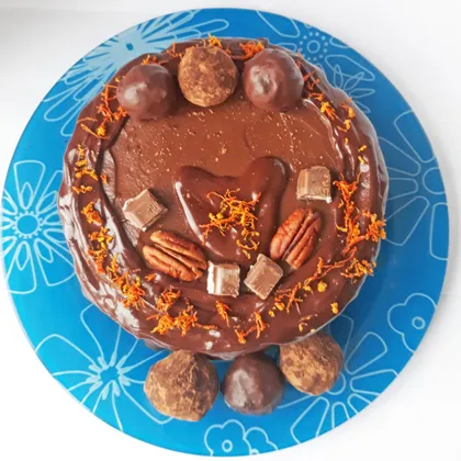 Шоколадно-ягодный торт с трюфелями