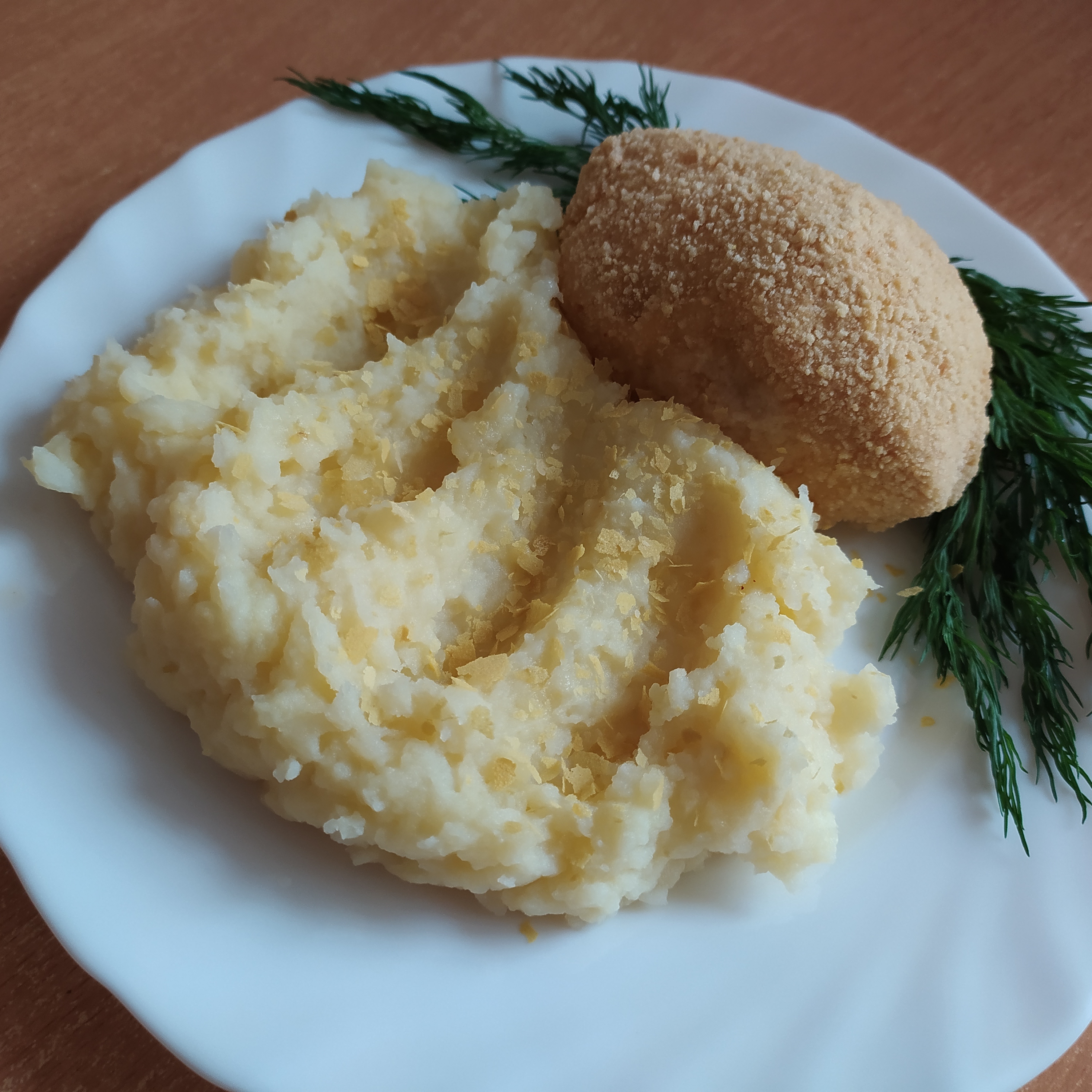 Картофельное пюре с "сырными" дрожжами