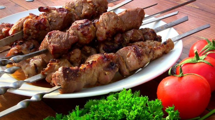 Шашлык с лимоном