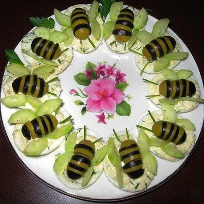 Салат-закуска "Пчелки"