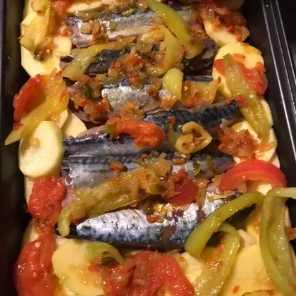 Скумбрия с картошечкой под сметанкой😋👌