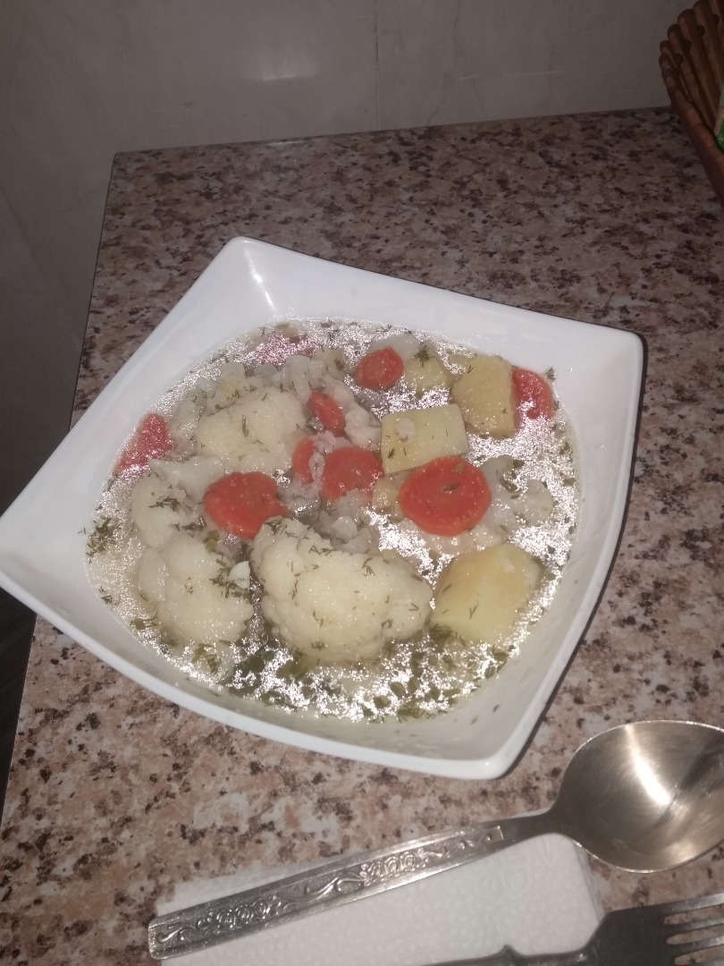 Суп с цветной капустой