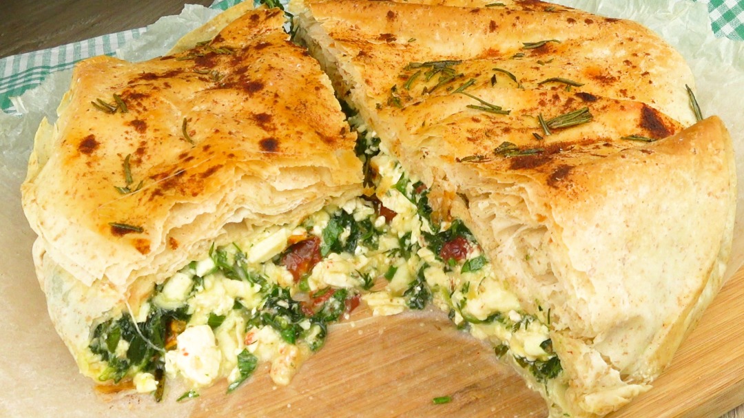 По мотивам греческого пирога спанакопита | Based on Greek Spanakopita pie