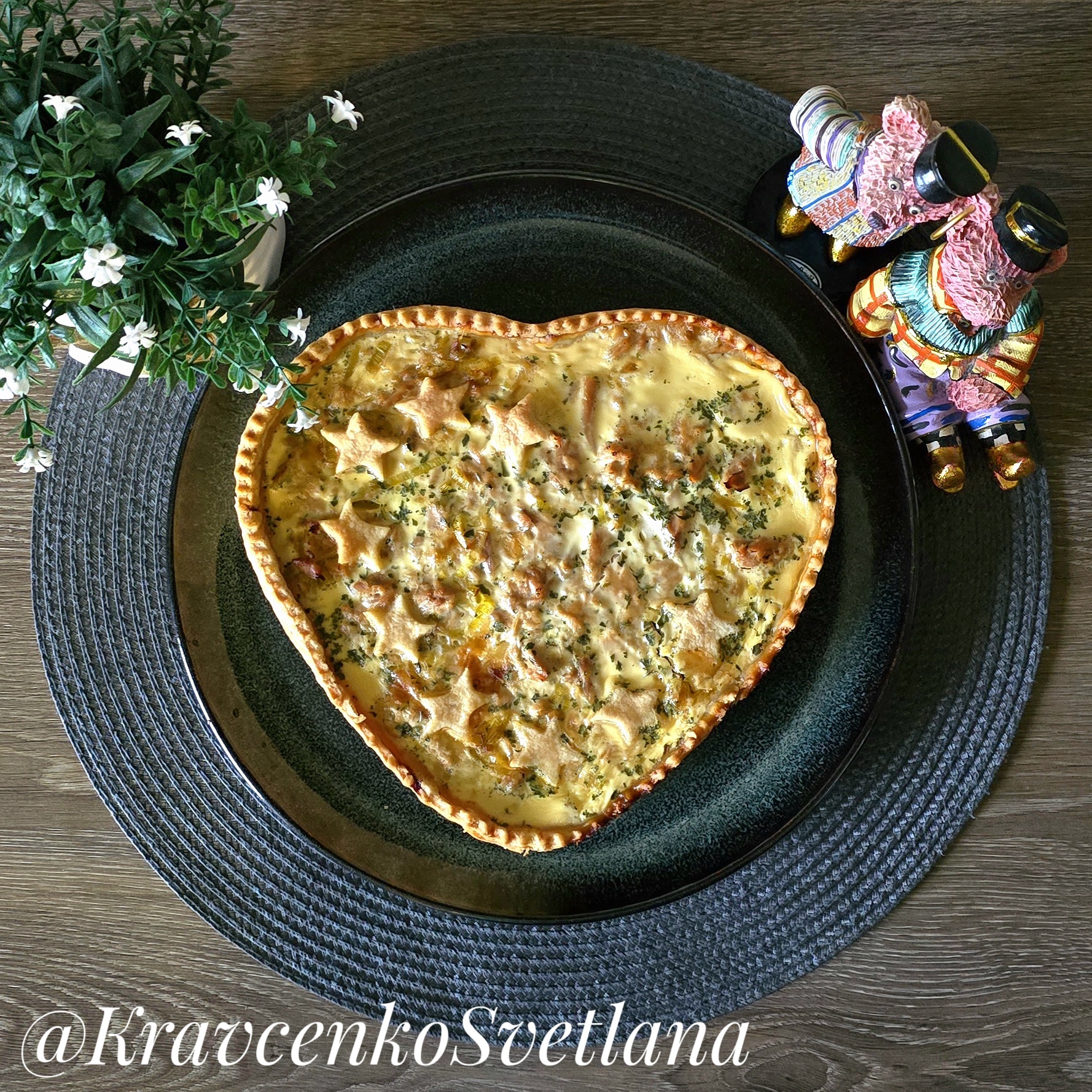 Киш с пореем и тунцом на праздничный стол