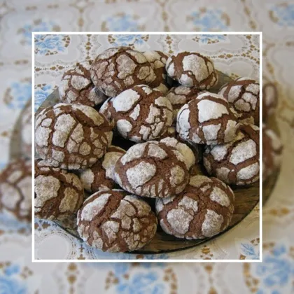 Шоколадное печенье с кракелюрами (Треснутое печенье)