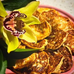 Яблочно-банановые оладьи