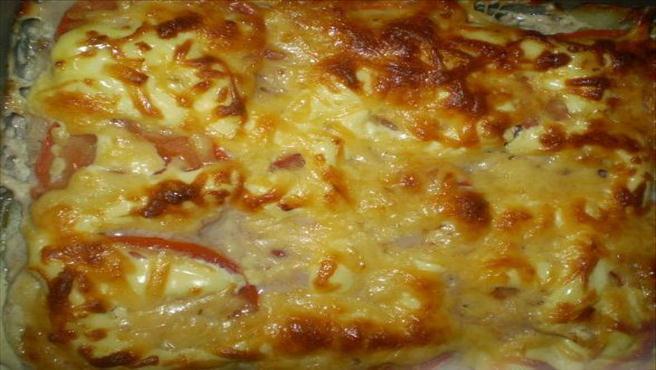 Запеканка с фаршем и картошкой