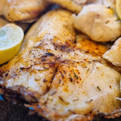 Филе белой рыбы  в духовке с тимьяном и лимоном