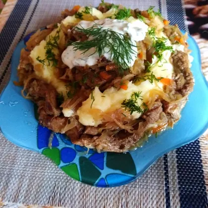 Свинина 🇬🇧 с квашеной капустой и грушами