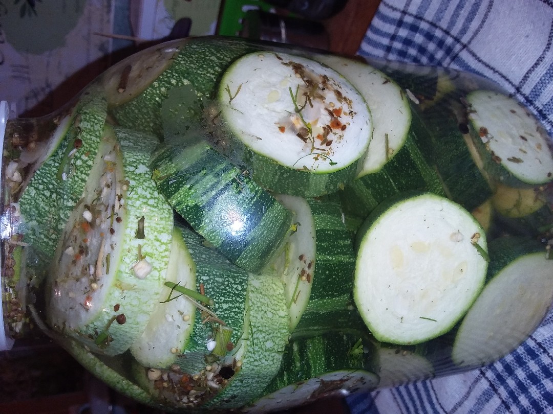 Маринованные цукини