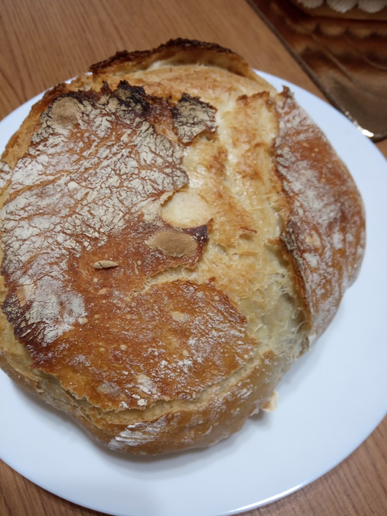 Французский хлеб с хрустящей корочкой в хлебопечке