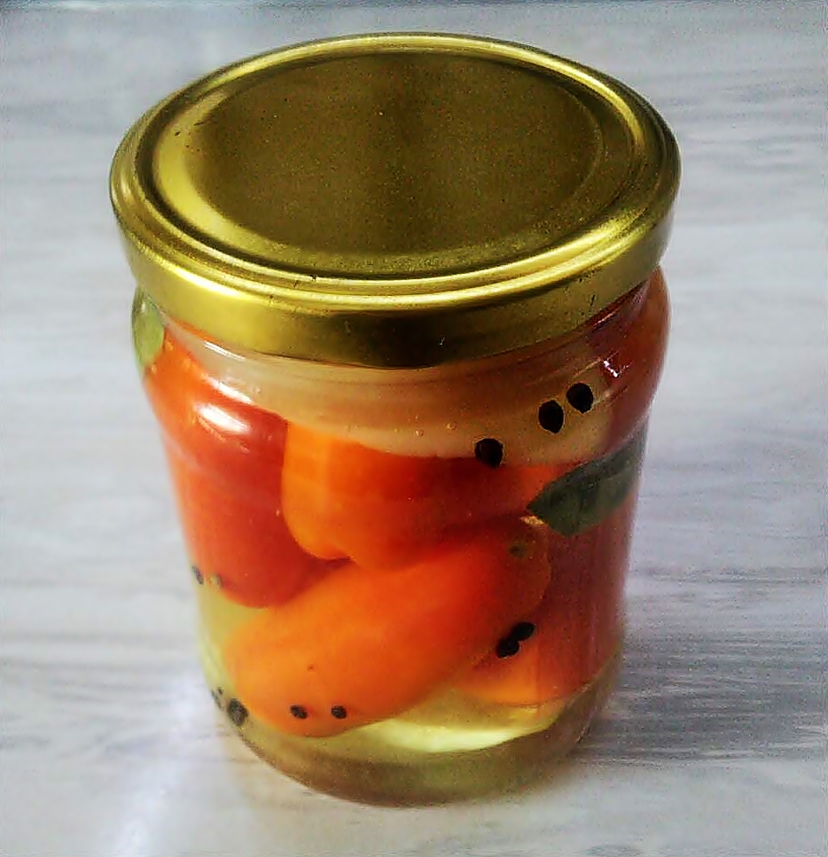 Маринованные помидоры на зиму в литровых банках, рецепт пошагово