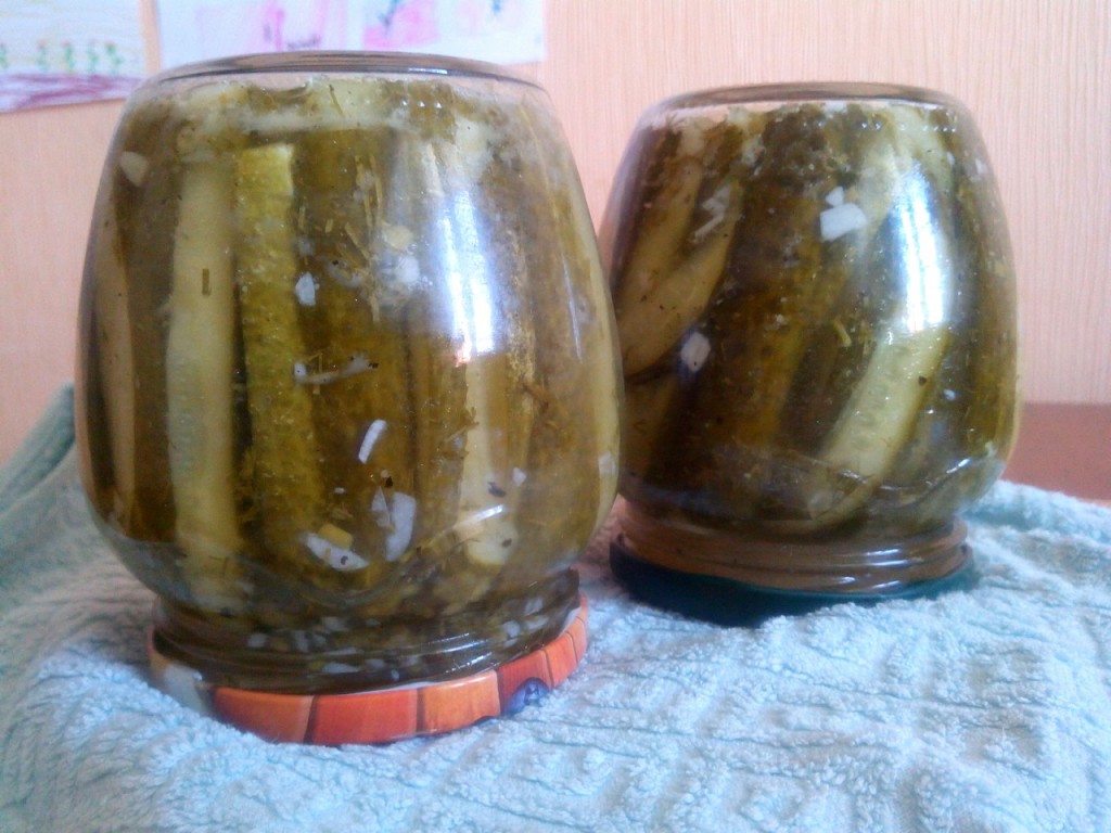 Сладкие маринованные огурчики