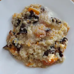 Кускус с тыквой и черносливом